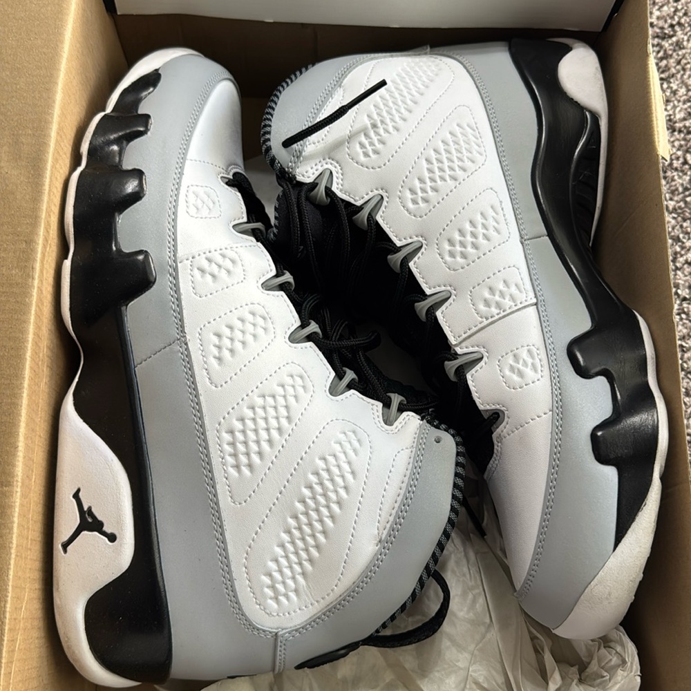 Jordan 9 Barons/Size 10